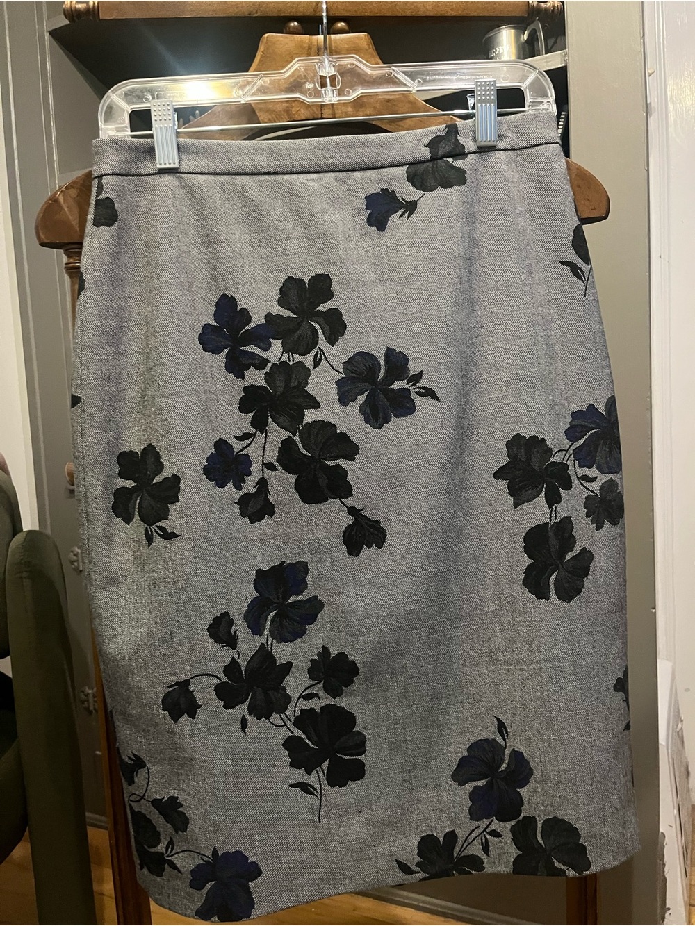Ann Taylor Gray Pencil Skirt with Black & Navy Floral Print